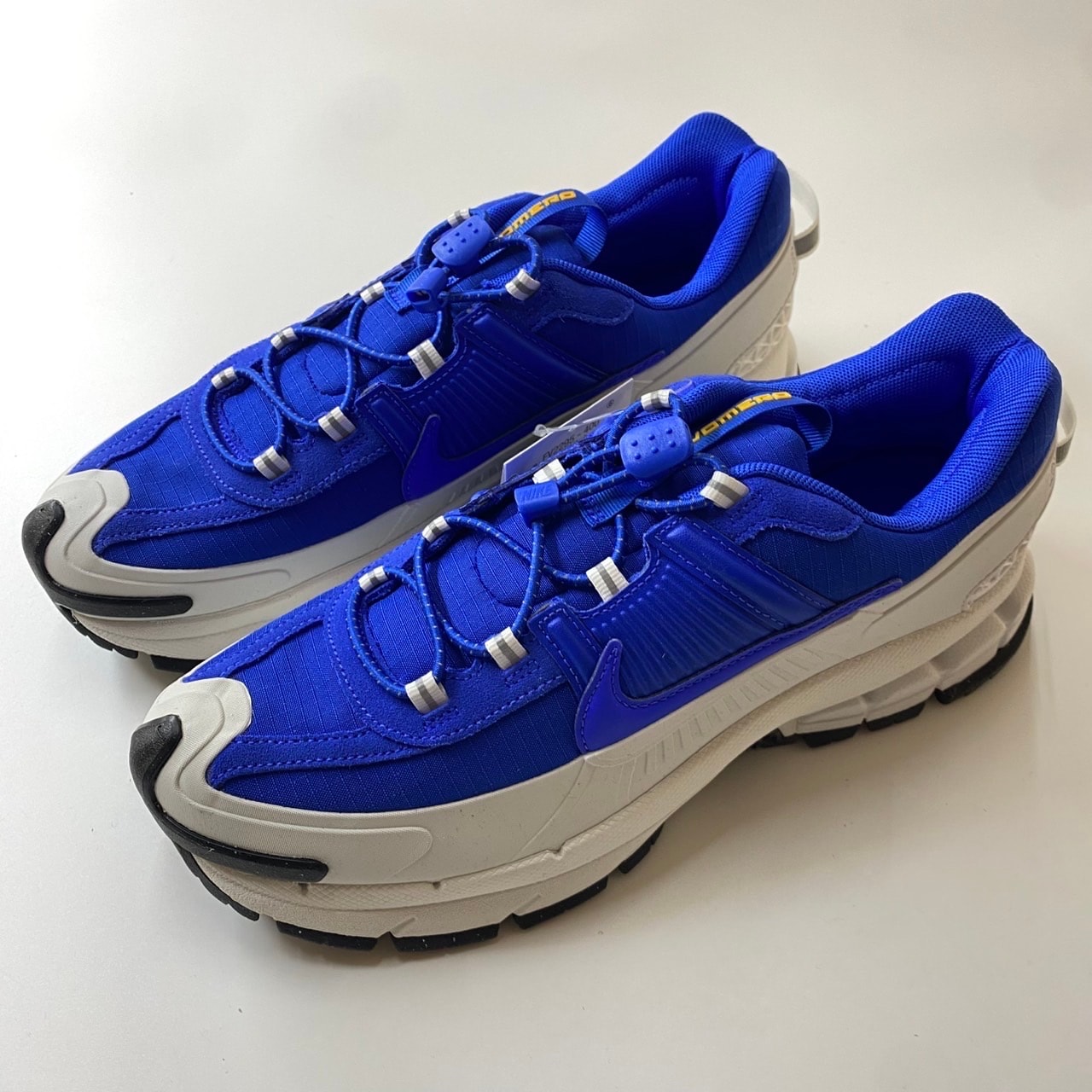 ナイキ ズーム ボメロ5 ローム "レーサーブルー"