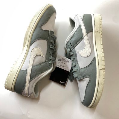 Nike Dunk Low PRM "Mica Green"