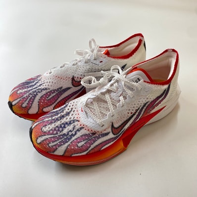 Nike ZoomX Vaporfly 3 "White/Black/University Red/Habanero Red"