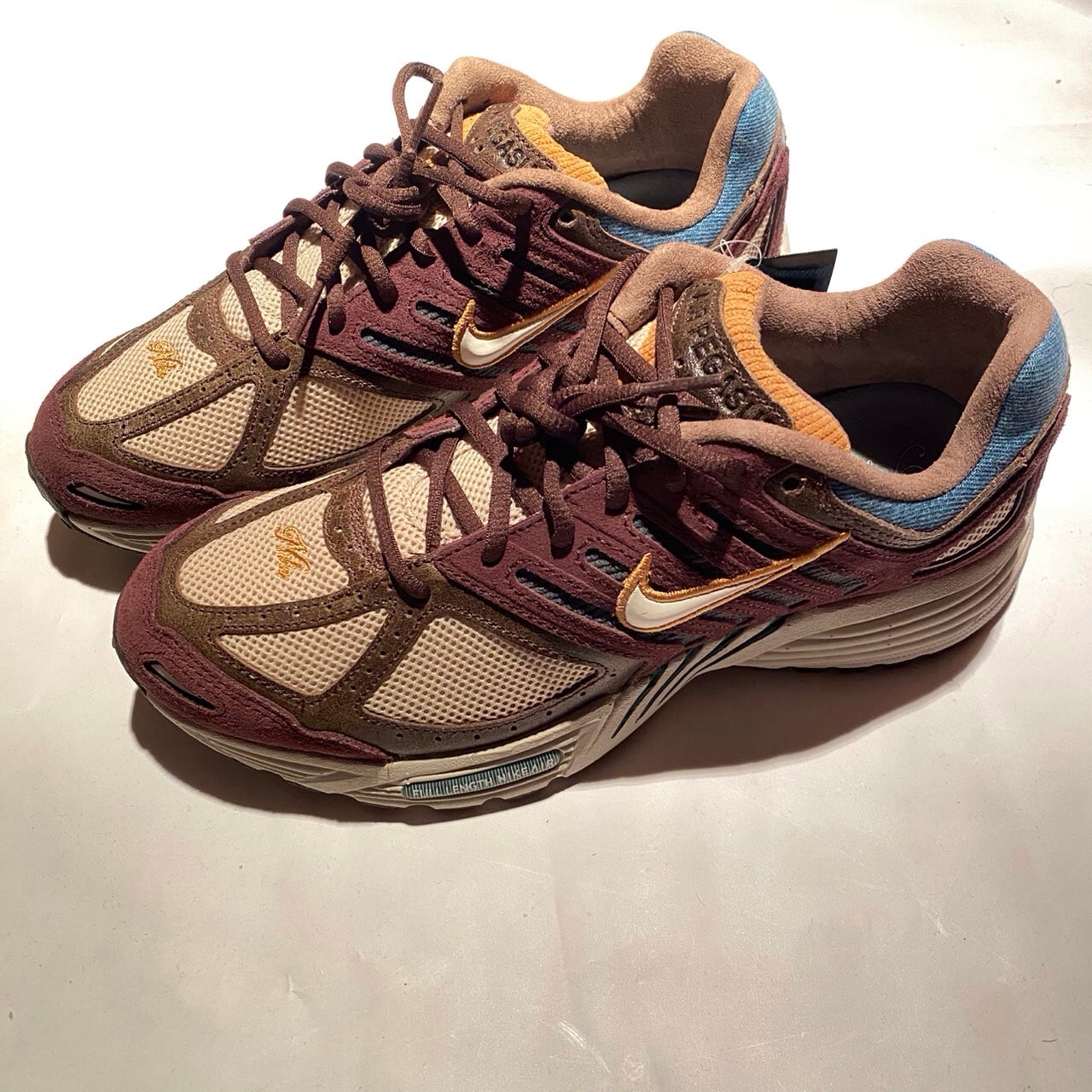 Nike Women's Air Pegasus 2K5 "Light Orewood Brown/Baroque Brown/Sail"