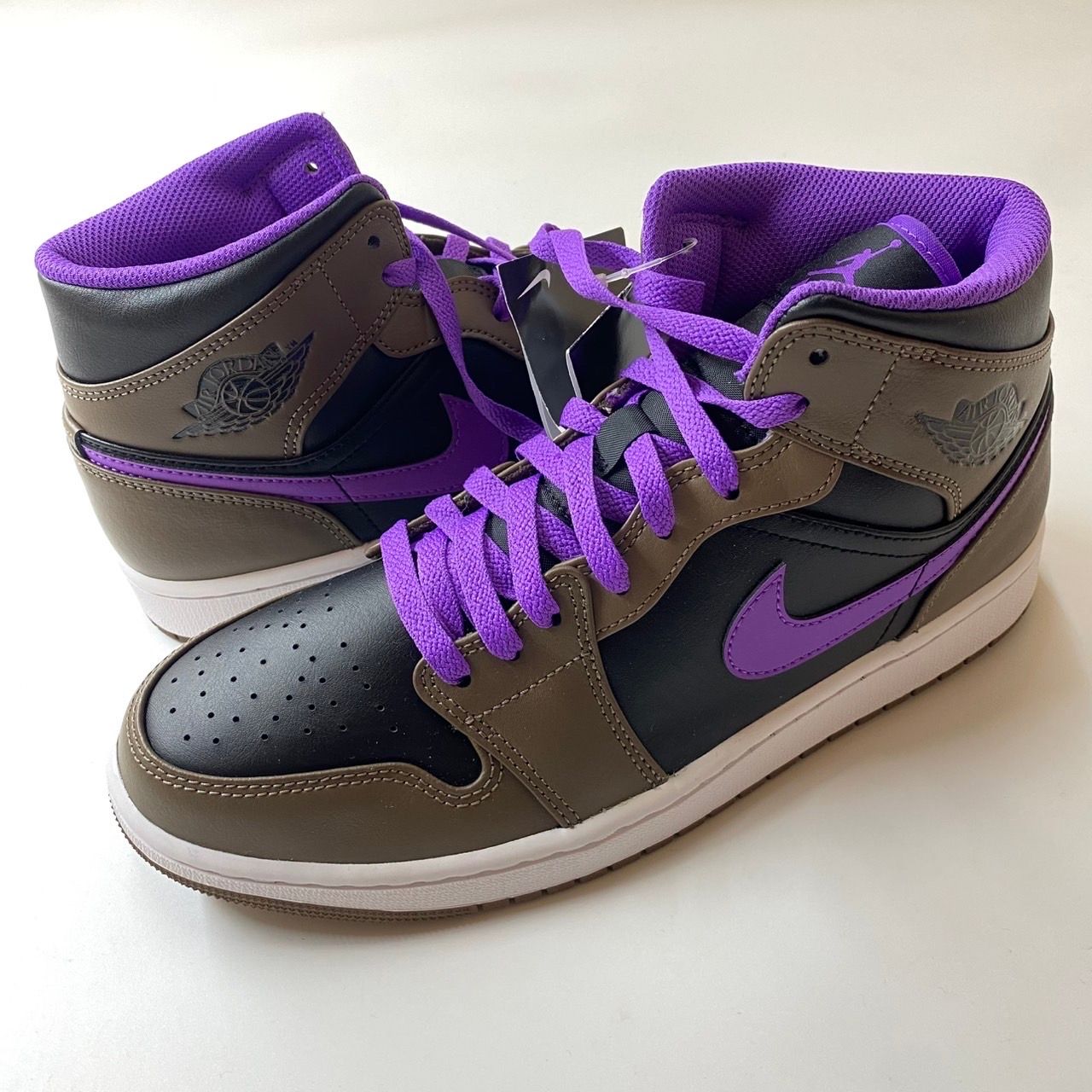 Nike Air Jordan 1 Mid "Palomino"