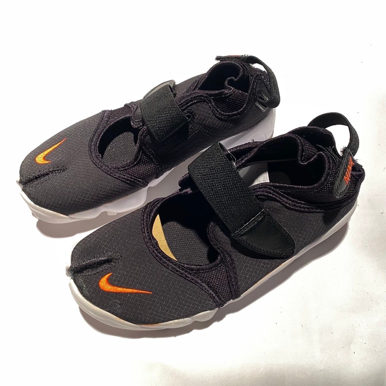 Nike Women's Air Rift Breathe "Black/White/Rush Orange"