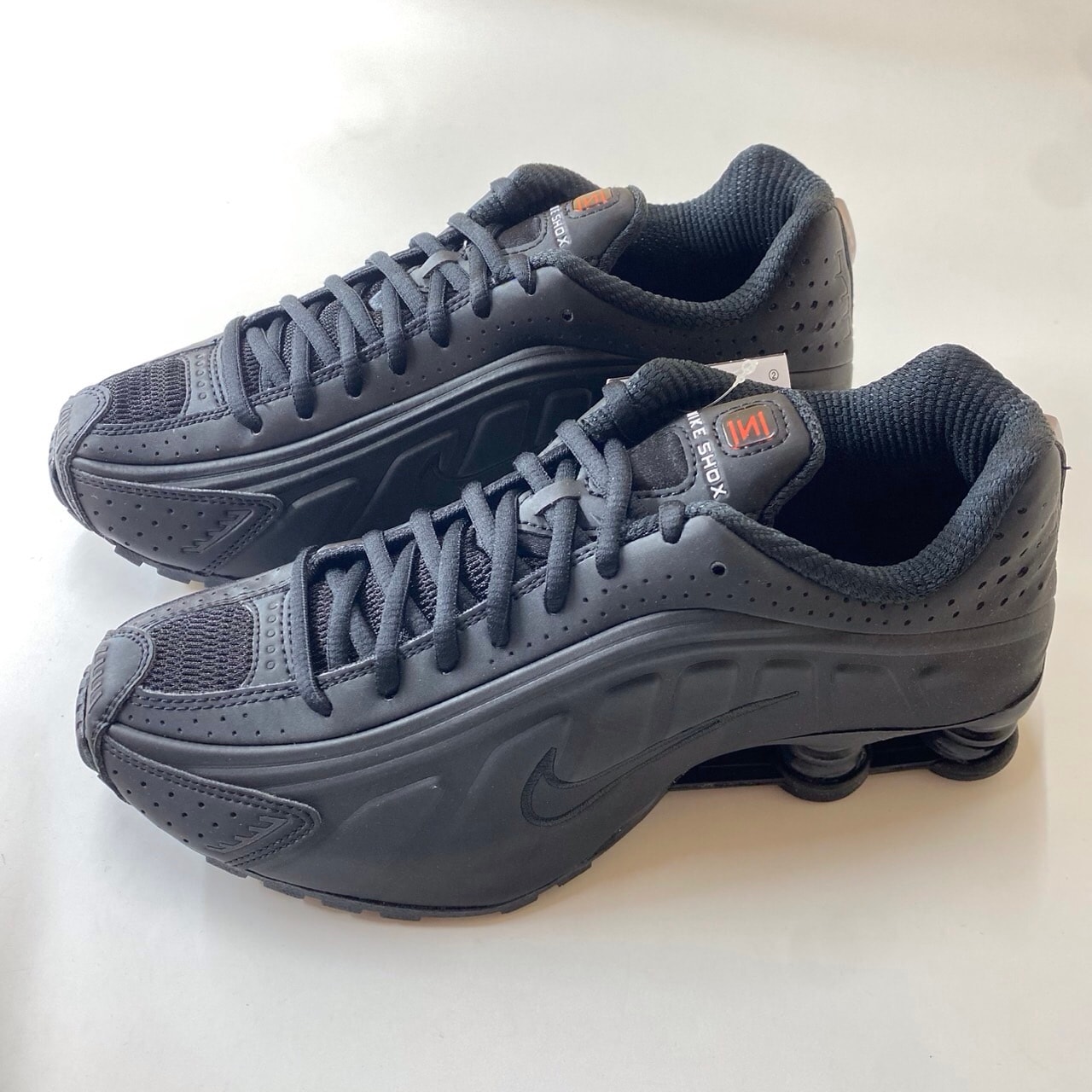 Nike Women's Shox R4 "Black"