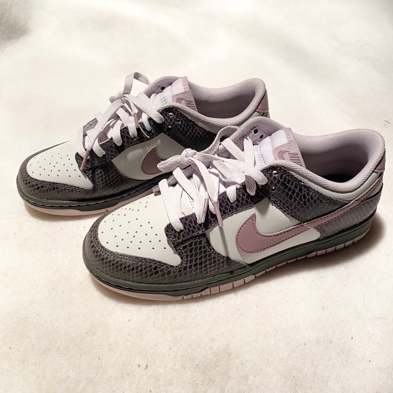 Nike Dunk Low SE "Snakeskin"