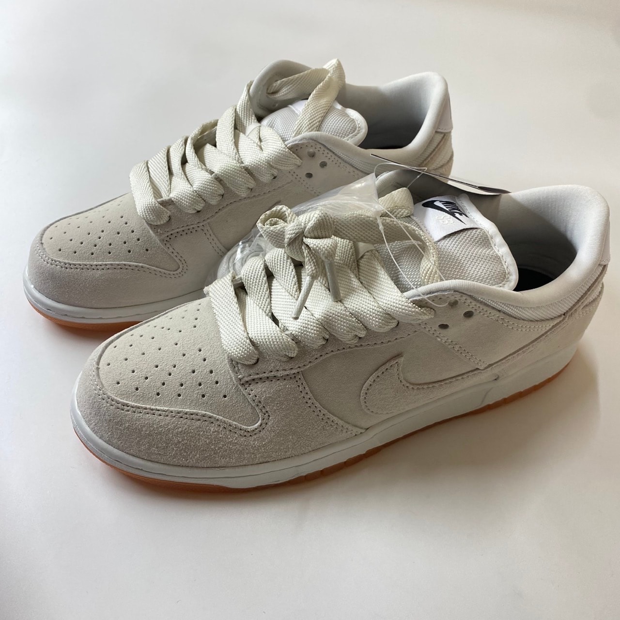 Nike SB Dunk Low Pro B "Pale Ivory"