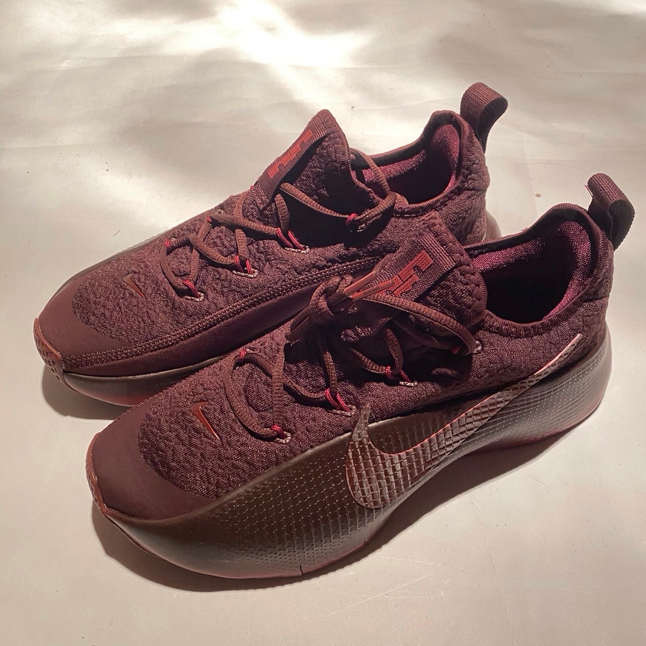 Nike LeBron TR 1 "Burgundy Crush/Team Red"