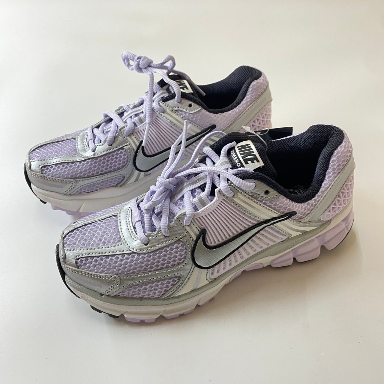 Nike Women's Zoom Vomero 5 "Barely Grape/Photon Dust/Summit White/Metallic Silver"