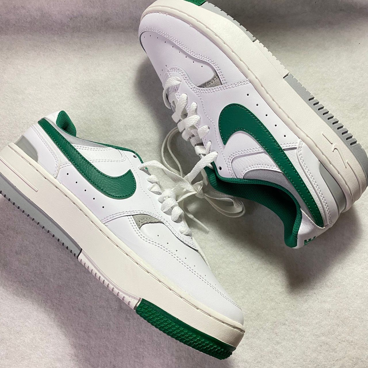 Nike Women's Gamma Force "White/Malachite/Light Smoke Grey/Summit White"