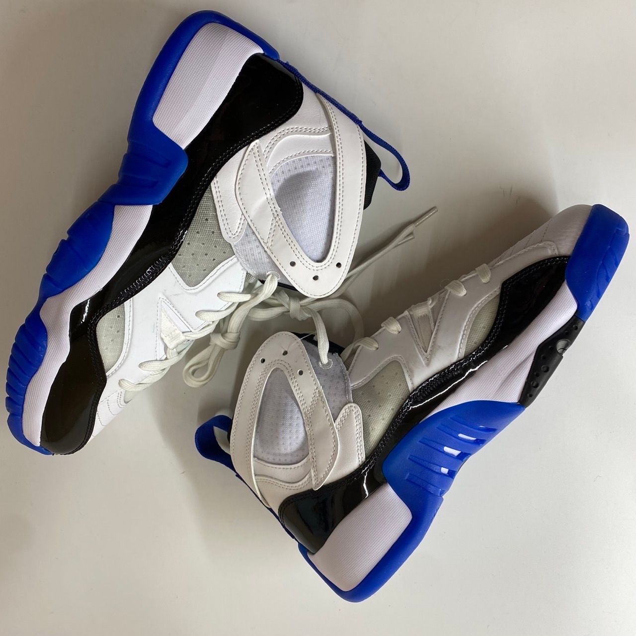 Nike Jumpman Two Trey "White/Game Royal/Black"