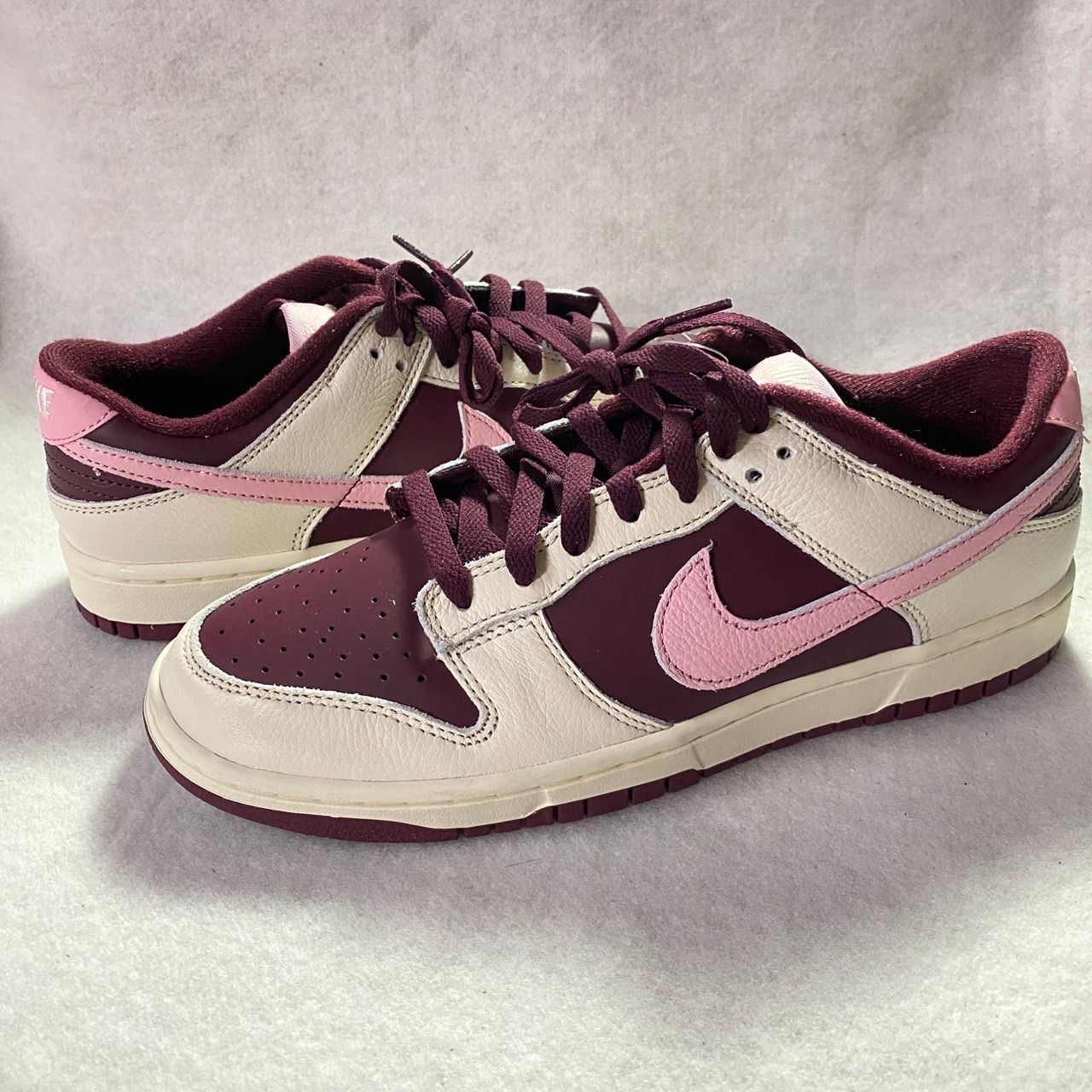 Nike Dunk Low "Valentine’s Day" (2023)