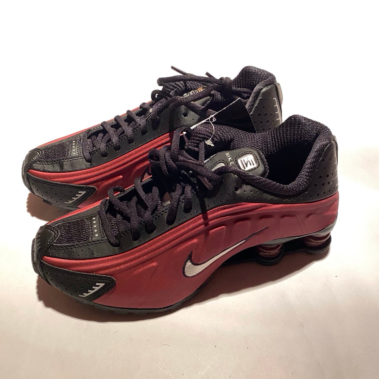 Nike Women's Shox R4 "Black/Metallic Silver/Team Red"
