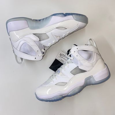 Nike Jumpman Two Trey "White/Black/University Blue"