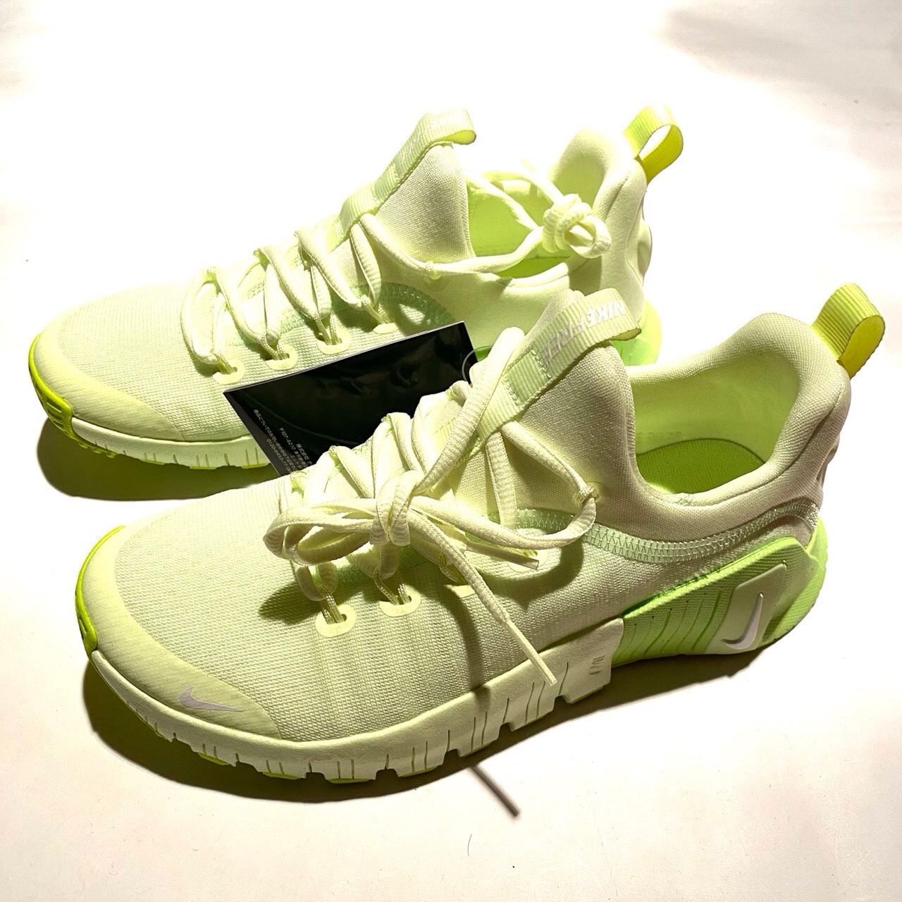 Nike Women's Free Metcon 6 "Barely Volt/Volt/Volt Glow/White"