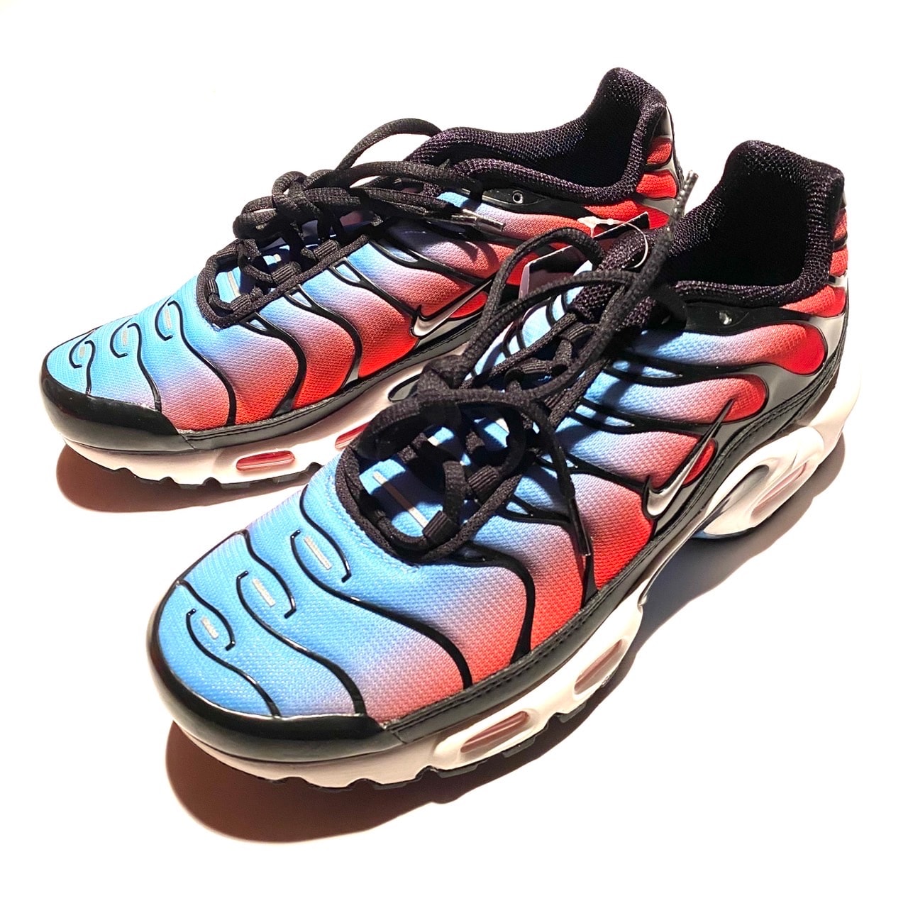 Nike Women's Air Max Plus "Black/University Blue/Light Crimson/Metallic Silver"