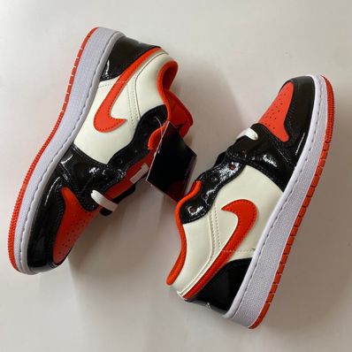Nike GS Air Jordan 1 Low "Team Orange"