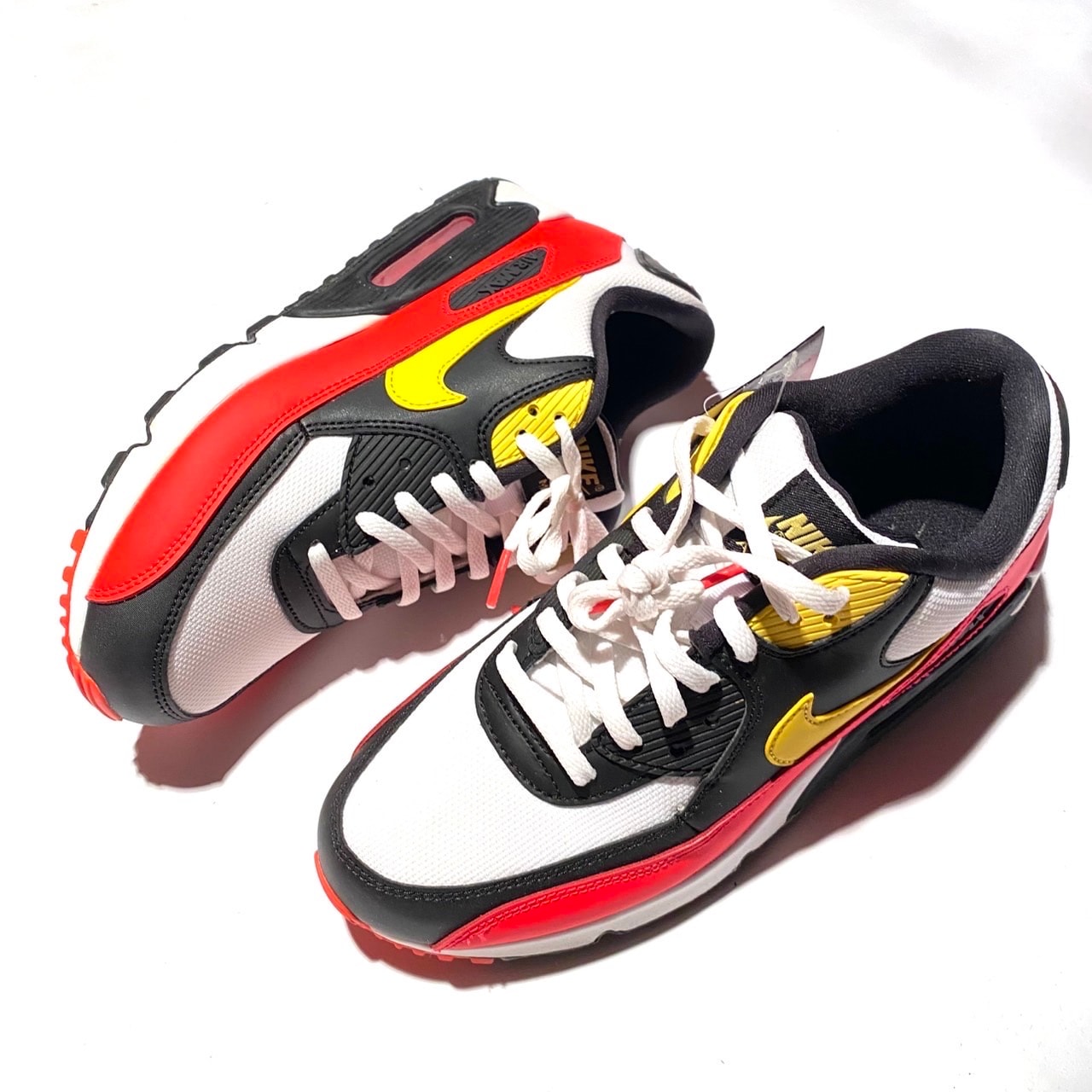 Nike Air Max 90 "Crimson"