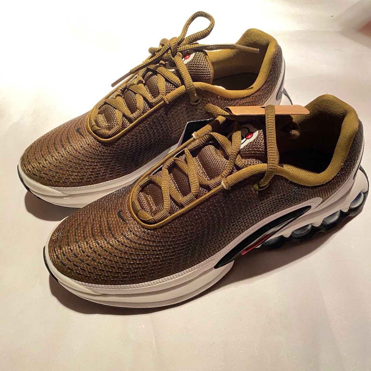 Nike GS Air Max DN "Olive Flak/Black/Gym Red"