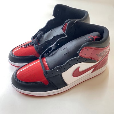 Nike Air Jordan 1 Mid SE "Black/White/Varsity Red"