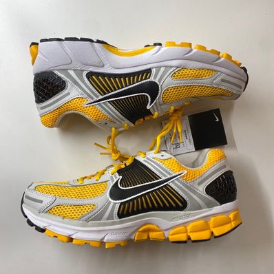 Nike Zoom Vomero 5 "University Gold"