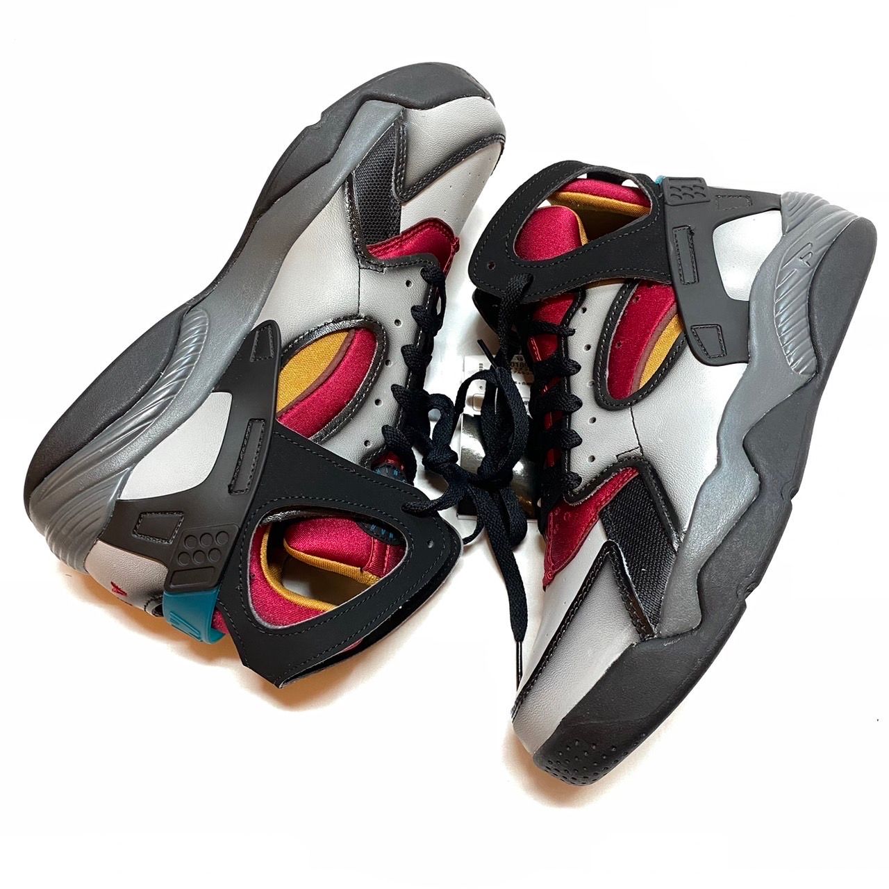 Nike Air Flight Huarache "Light Smoke Grey and Noble Red"