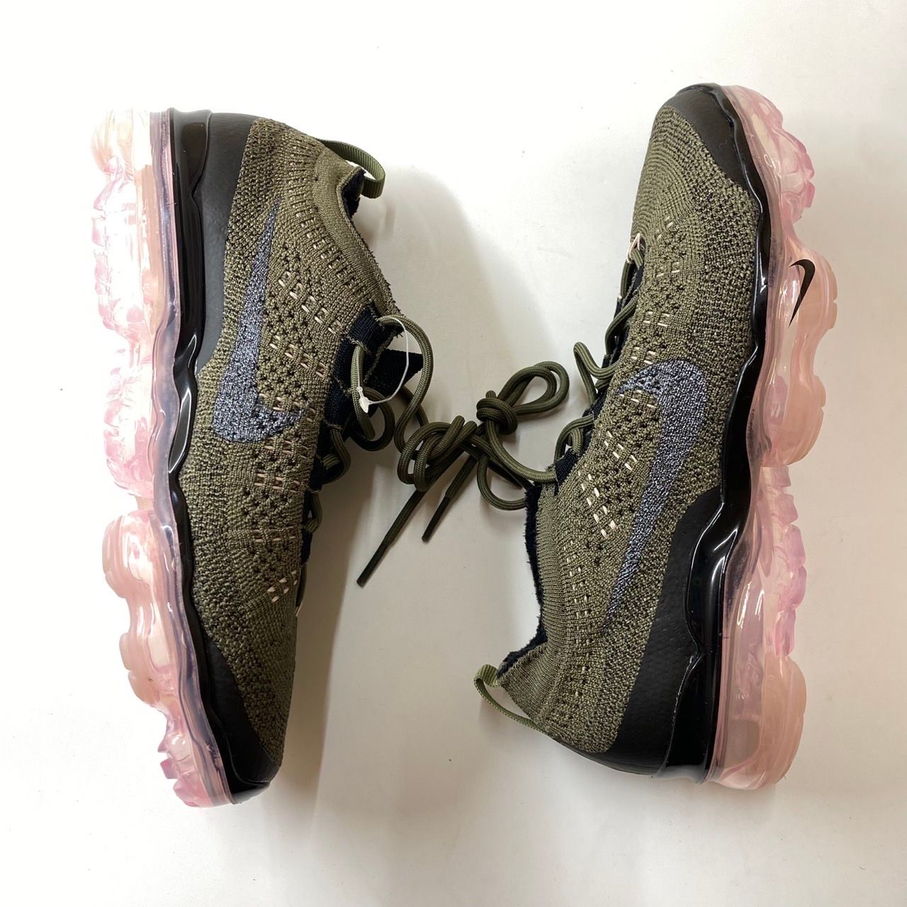 Nike Air VaporMax 2023 Flyknit "Medium Olive/Pink Oxford/Black"