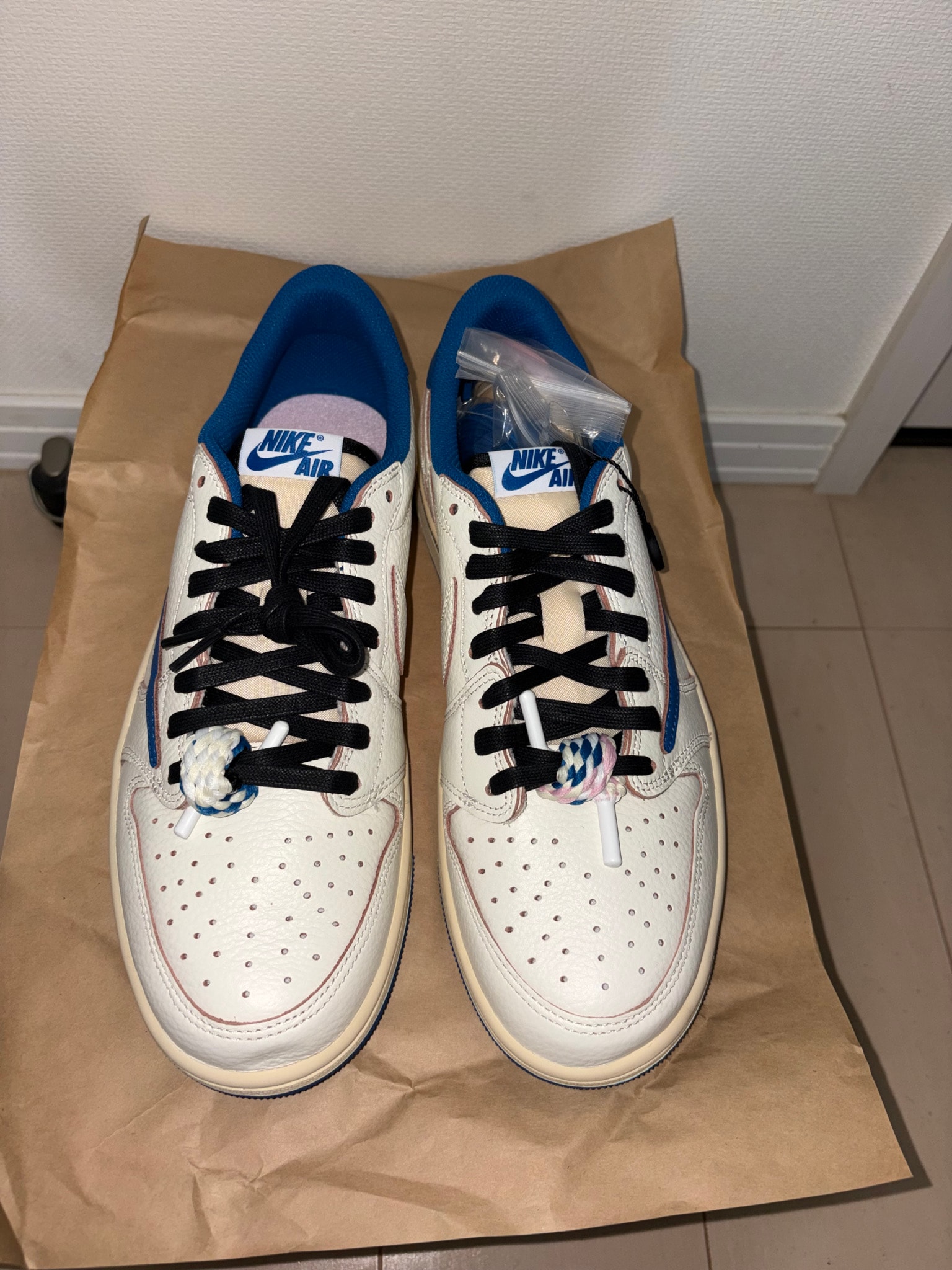 Travis Scott × fragment design × Nike Air Jordan 1 Low OG "Sail/Military Blue"