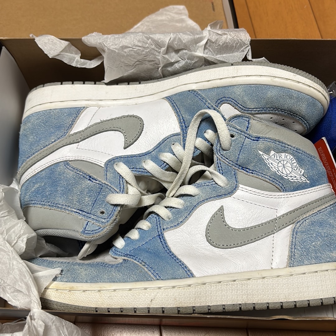 Nike Air Jordan 1 High OG "Hyper Royal"