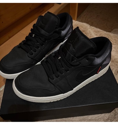 Paris Saint-Germain (PSG) × Nike Air Jordan 1 Low "Black"