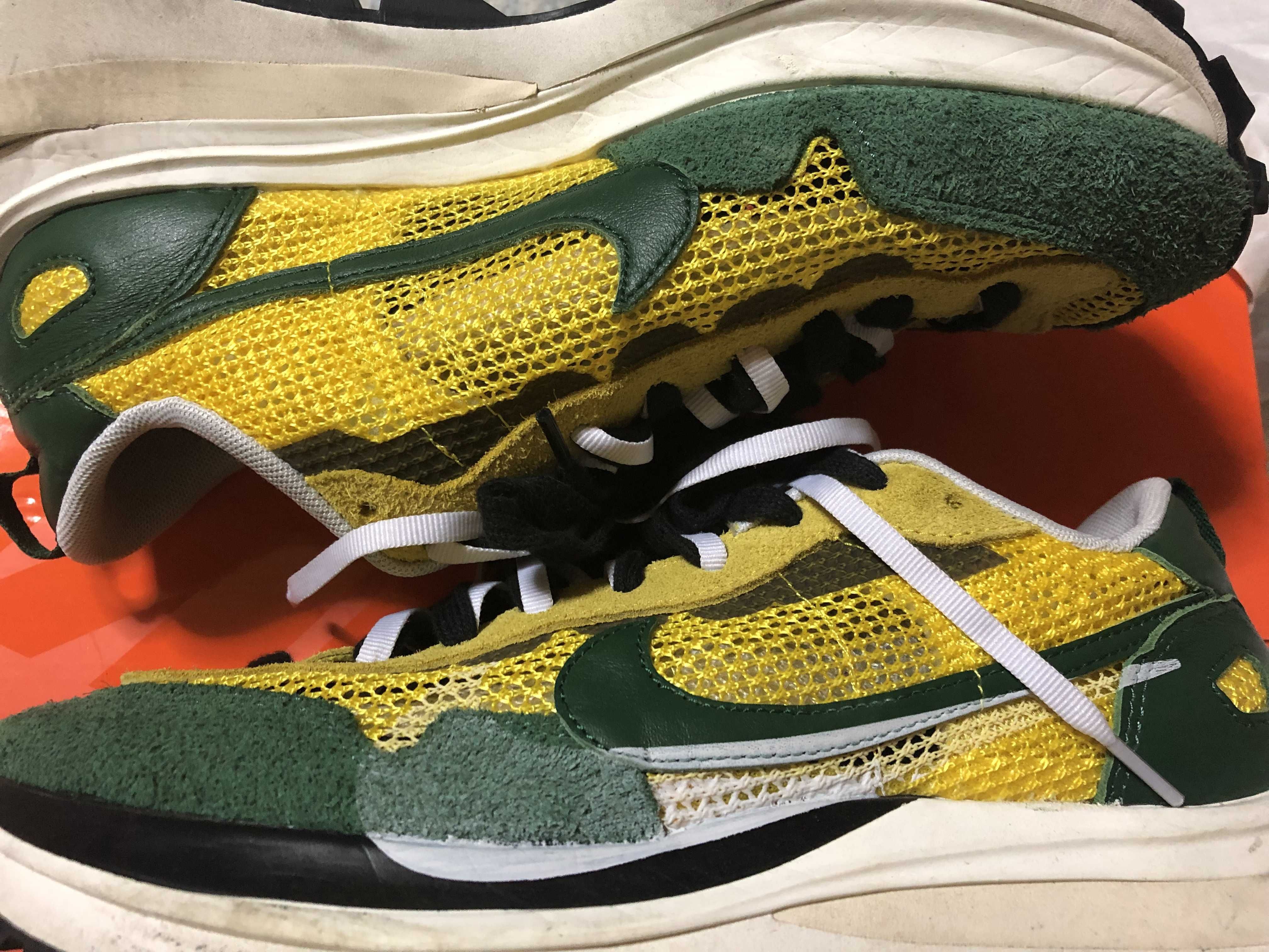 sacai × Nike Vapor Waffle "Tour Yellow/Stadium Green-Sail"