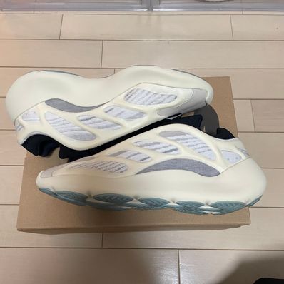 adidas YEEZY 700V3 "Azael"