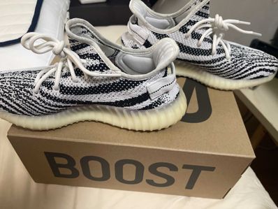 adidas YEEZY Boost 350 V2 "Zebra"