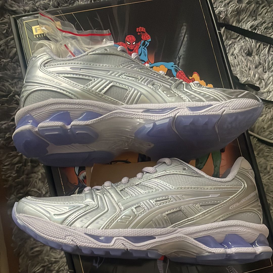 KITH × Marvel Super Villains × Asics Gel-Kayano 14 "Silver Surfer"