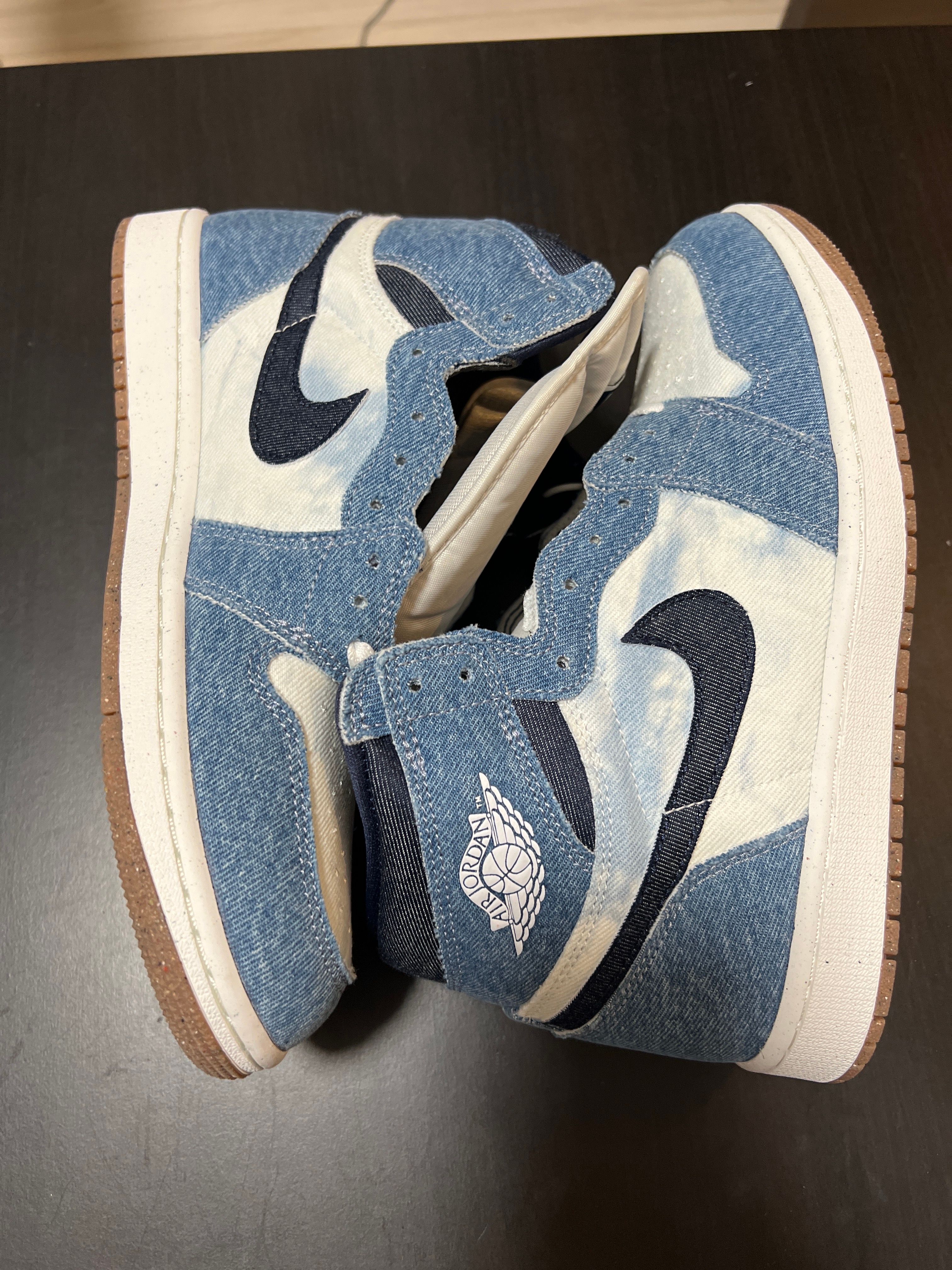 Nike Air Jordan 1 Retro High OG "Denim"