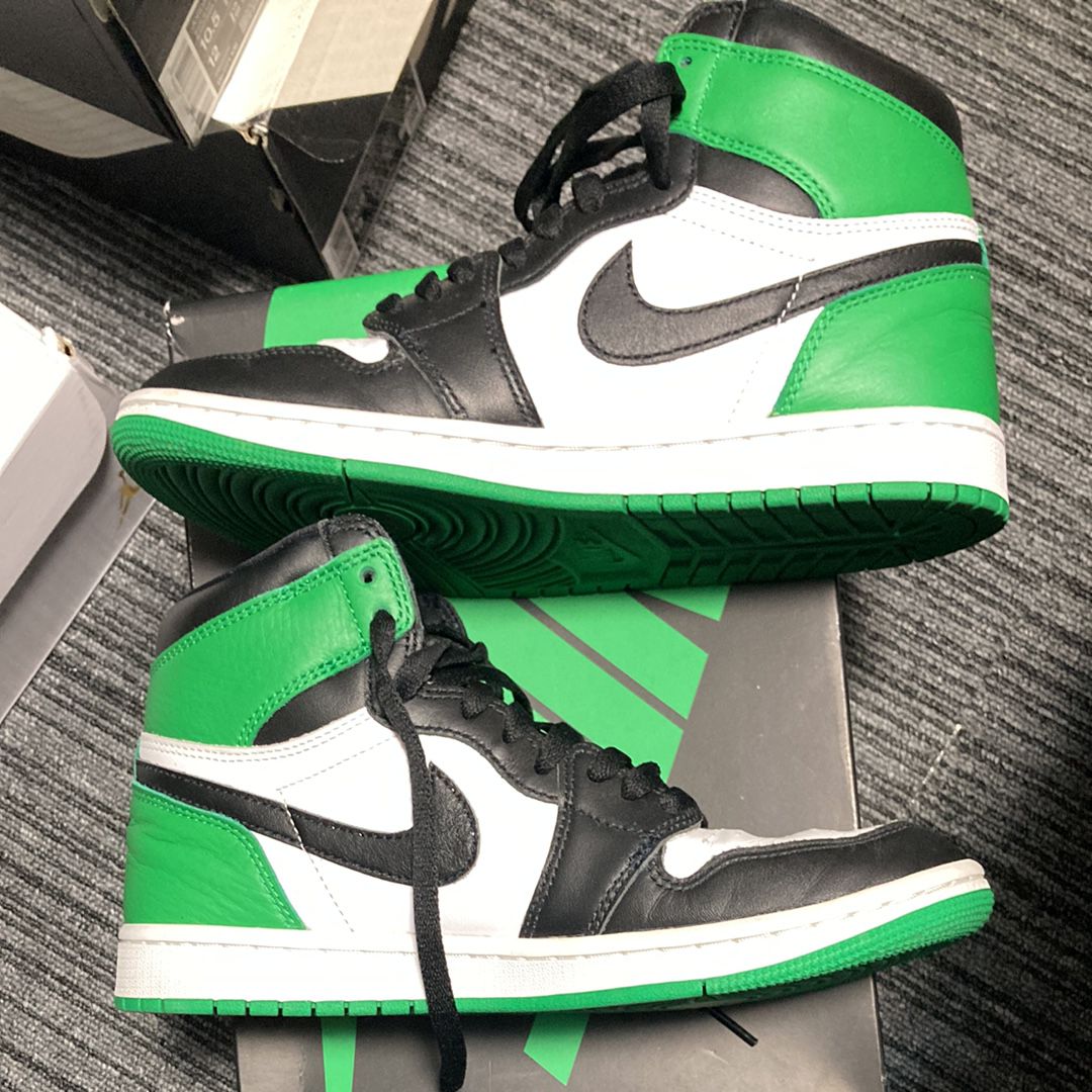 Nike Air Jordan 1 Retro High OG "Celtics/Black and Lucky Green" (2023)