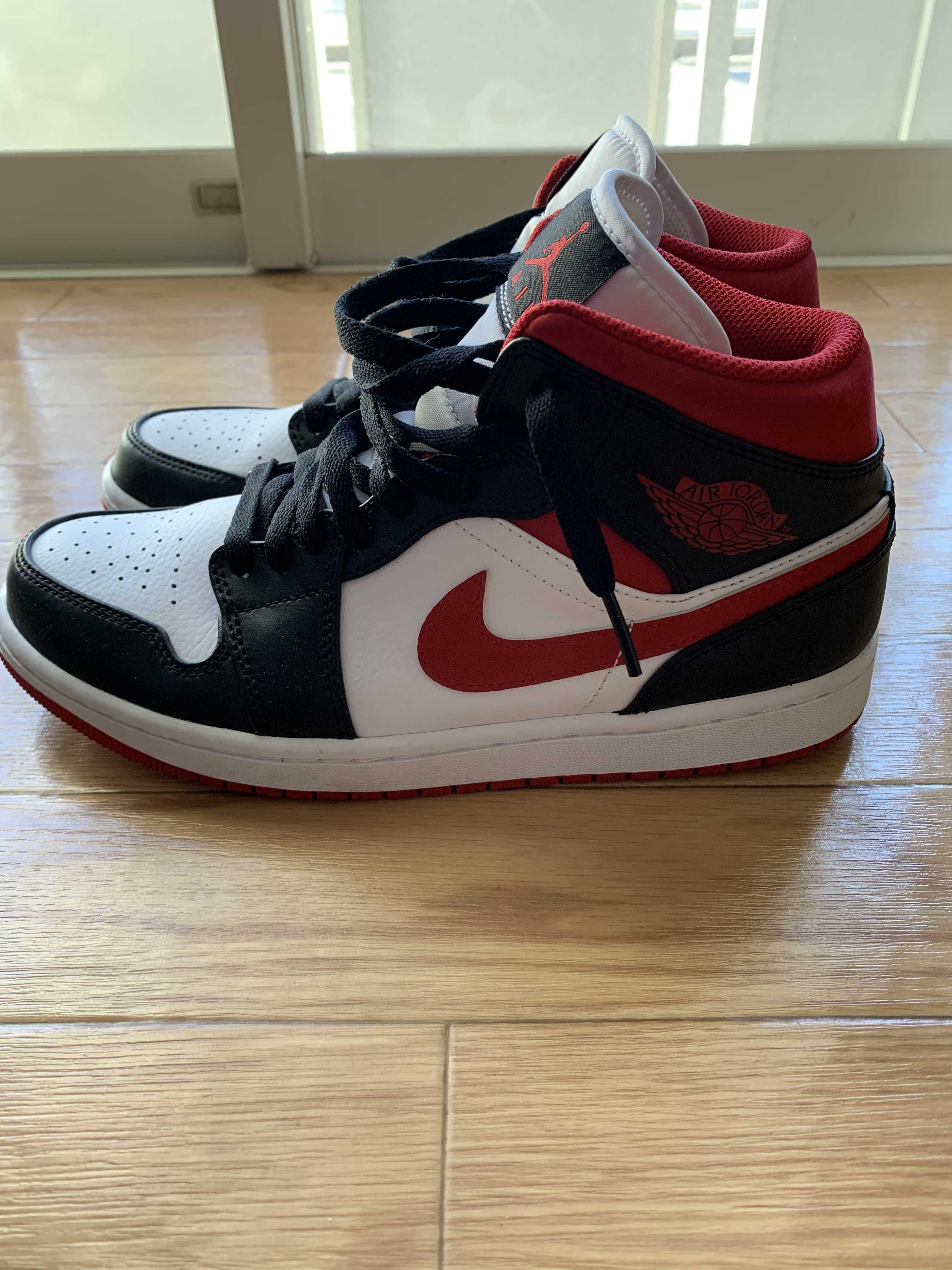 Nike Air Jordan 1 Mid "White/Gym Red Black"