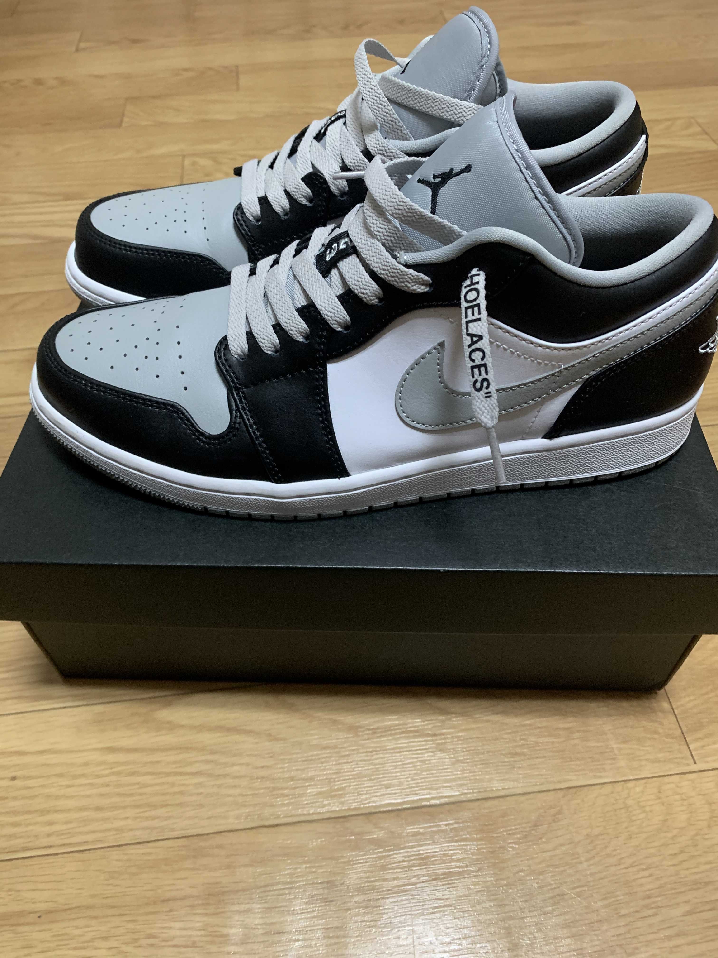 NIKE AIR JORDAN 1 LOW "BLACK/LIGHT SMOKE GREY"