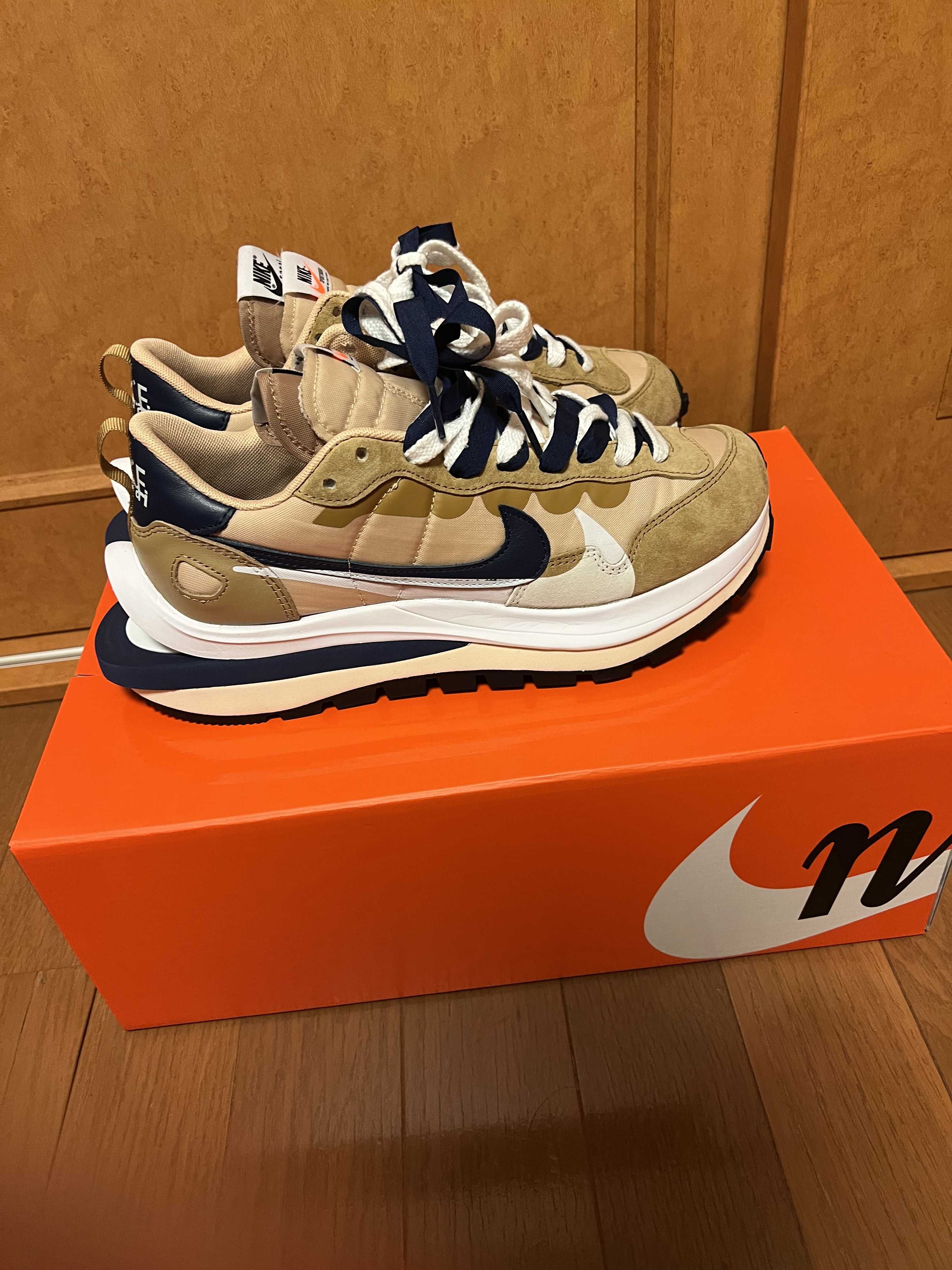 Sacai × Nike Vapor Waffle "Sesame And Blue Void"