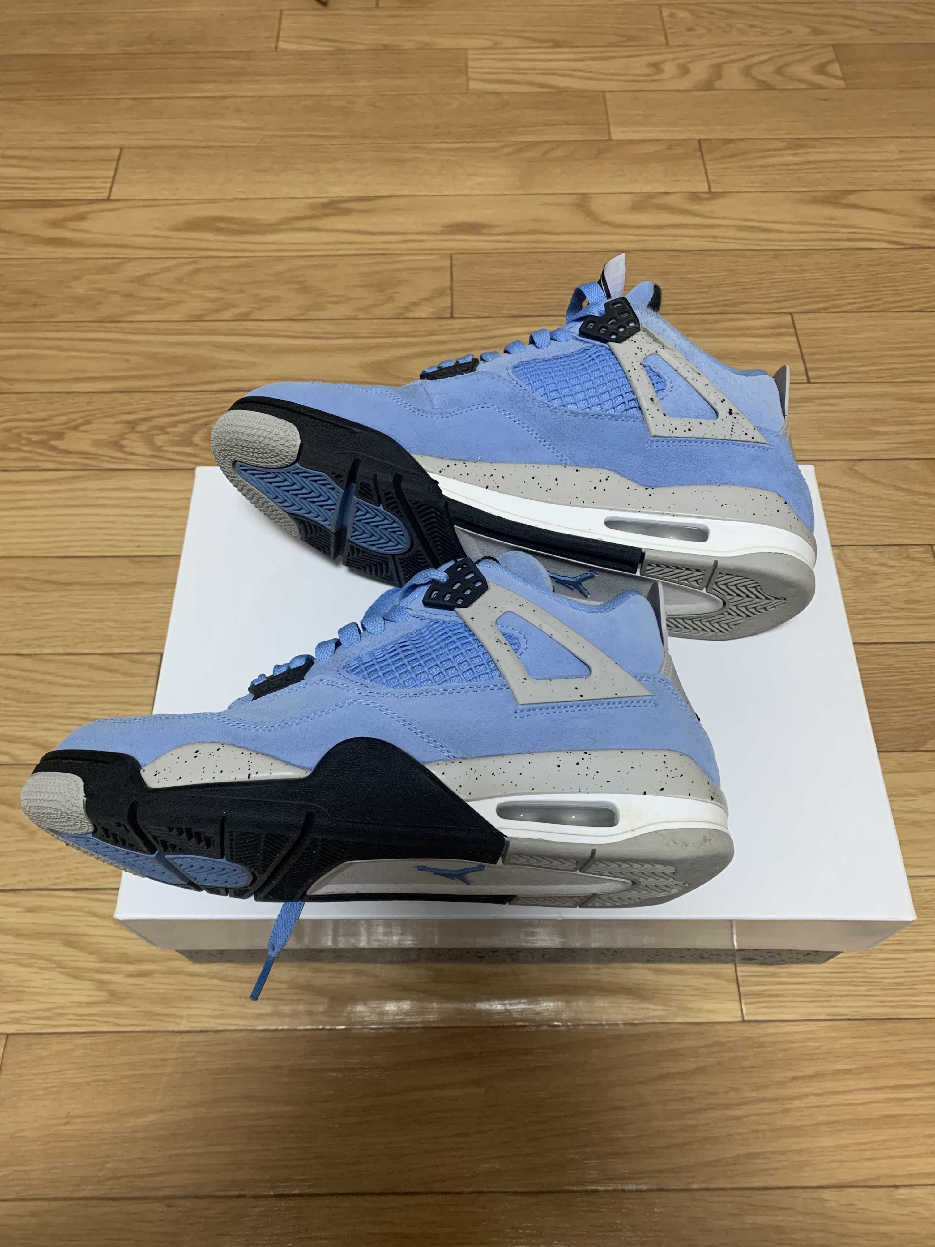 Nike Air Jordan 4 "University Blue"