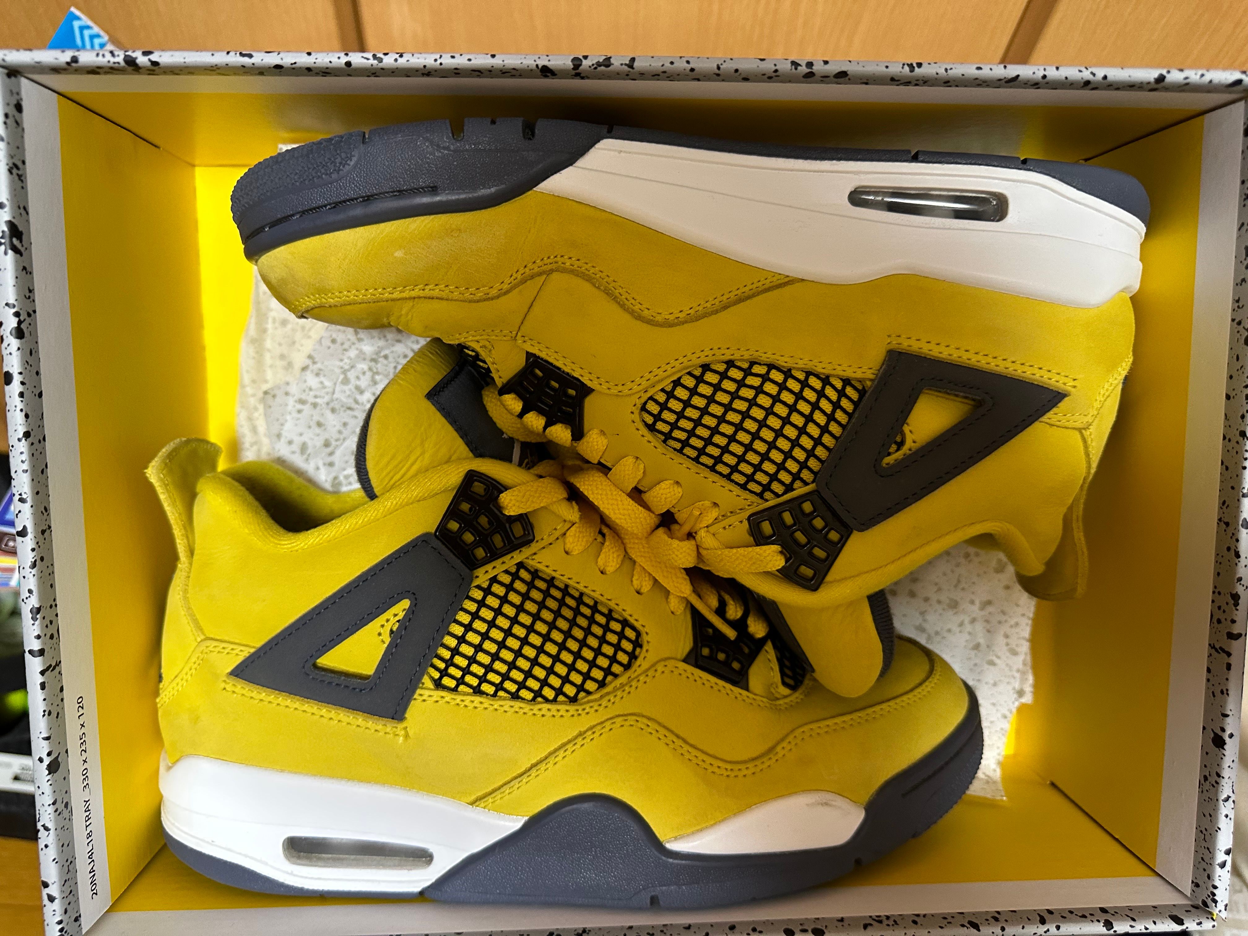 Nike Air Jordan 4 "Tour Yellow"