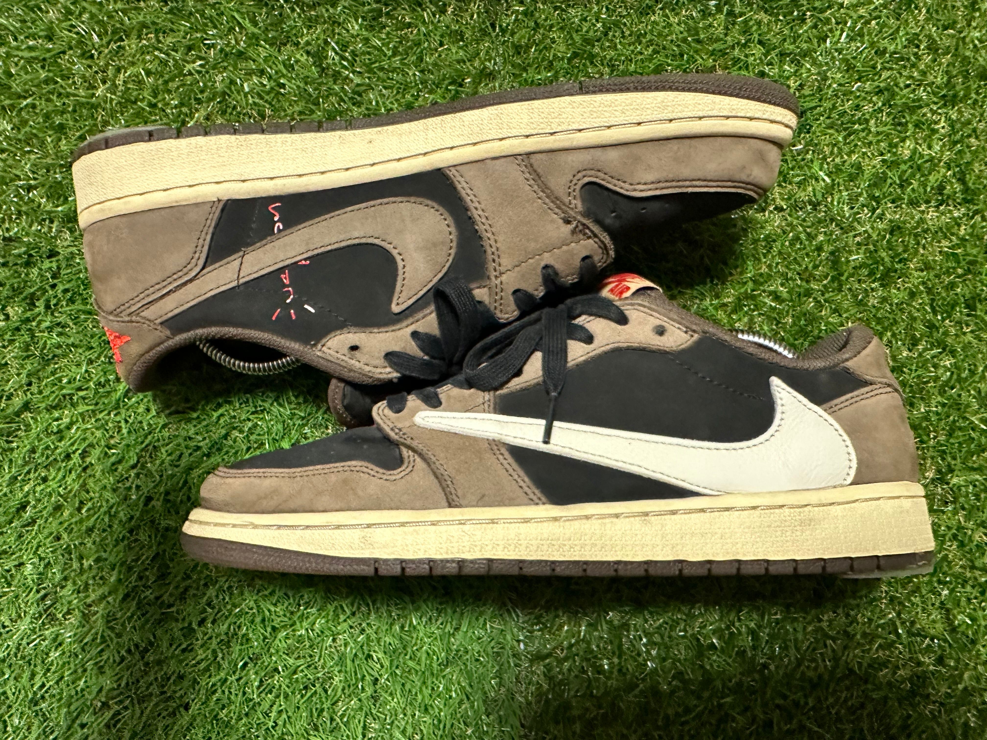Travis Scott × Nike Air Jordan 1 Low OG SP-T "Black/Dark Mocha"