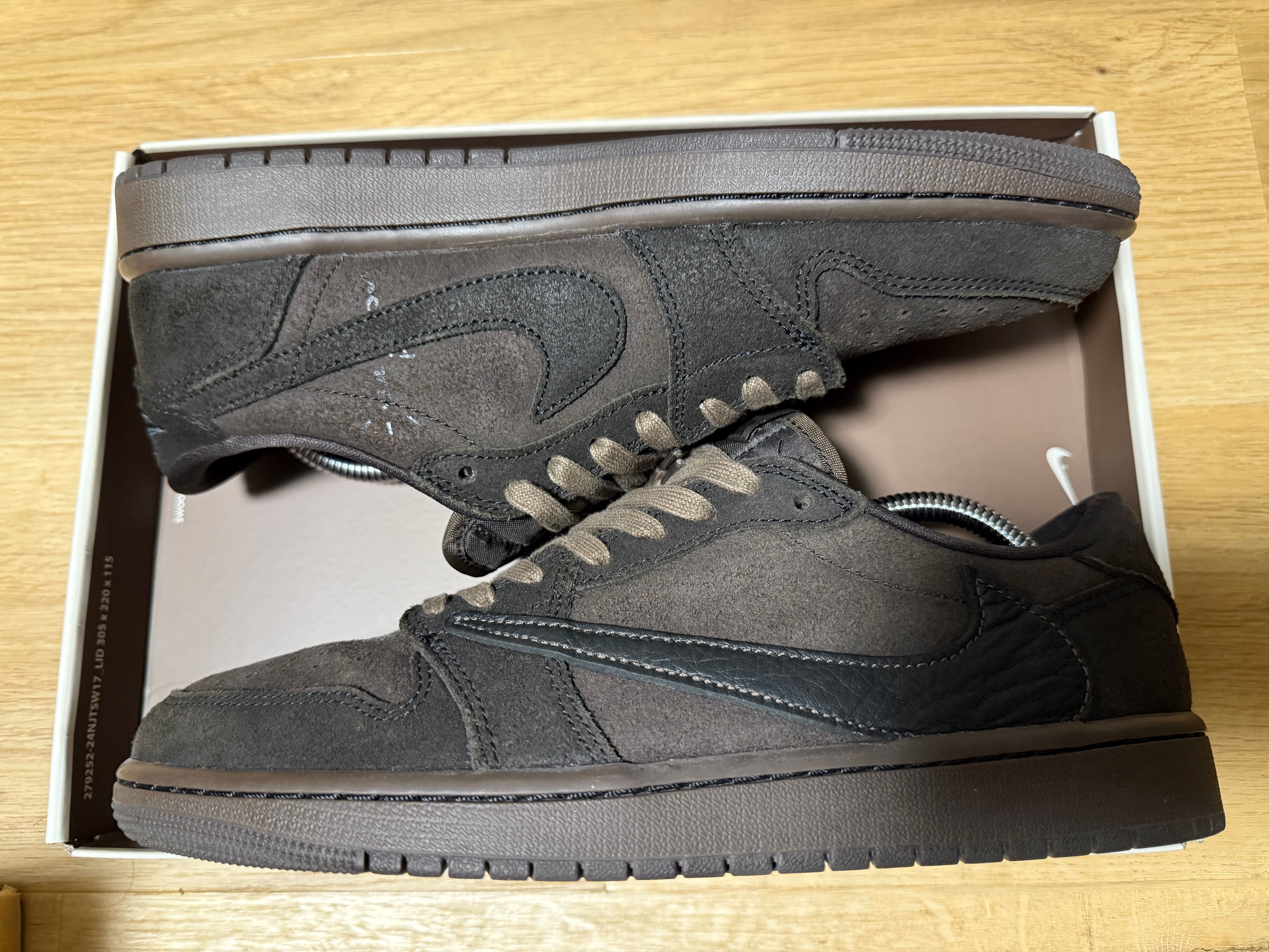 Travis Scott × Nike Air Jordan 1 Low OG SP "Velvet Brown and Dark Mocha"