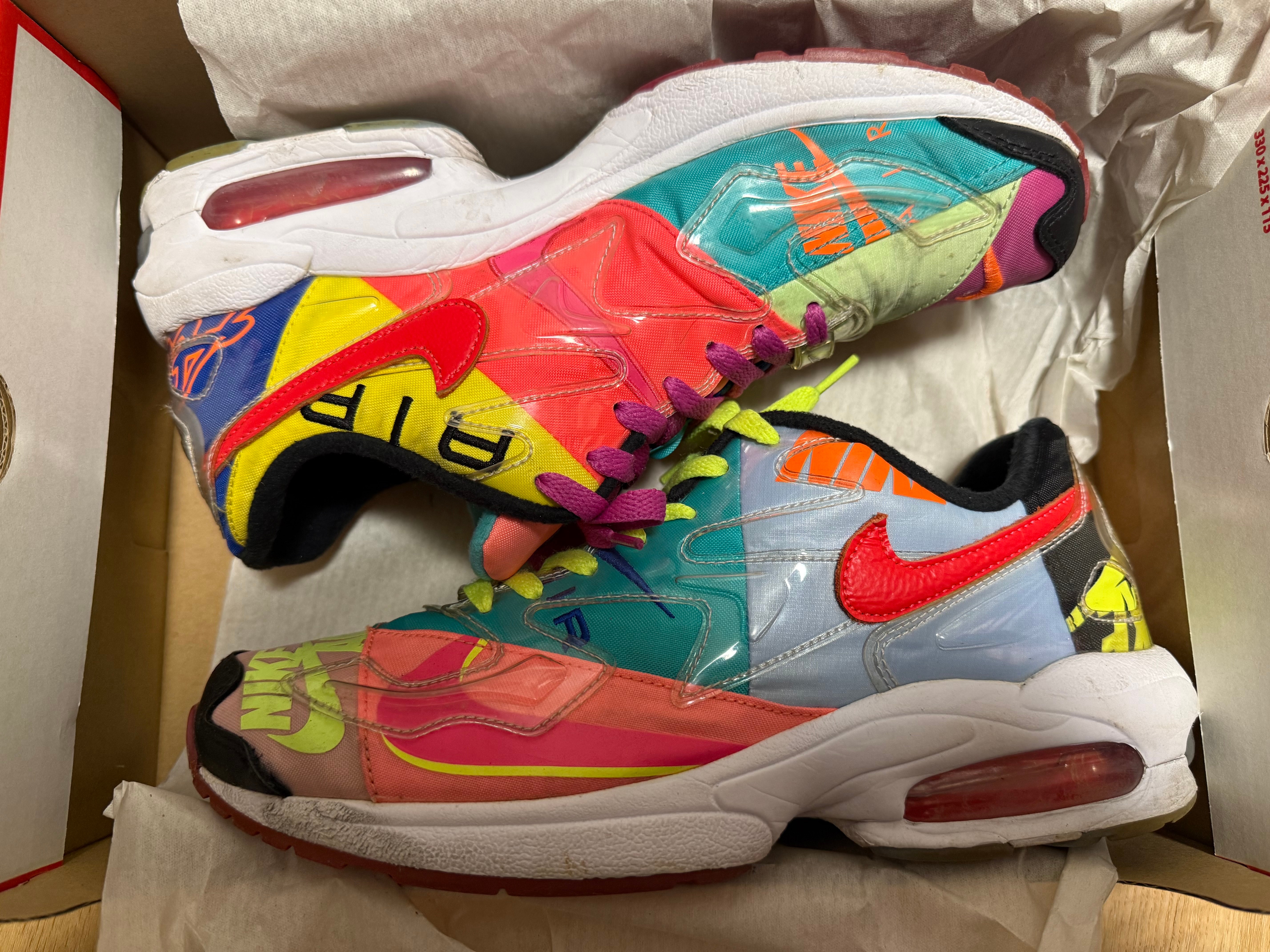 アトモス × ナイキ エアマックス2 ライト "マルチ" (BV7406-001/CJ6200-001)