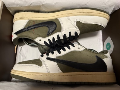 Travis Scott × Nike Air Jordan 1 Low OG SP "Reverse Olive"