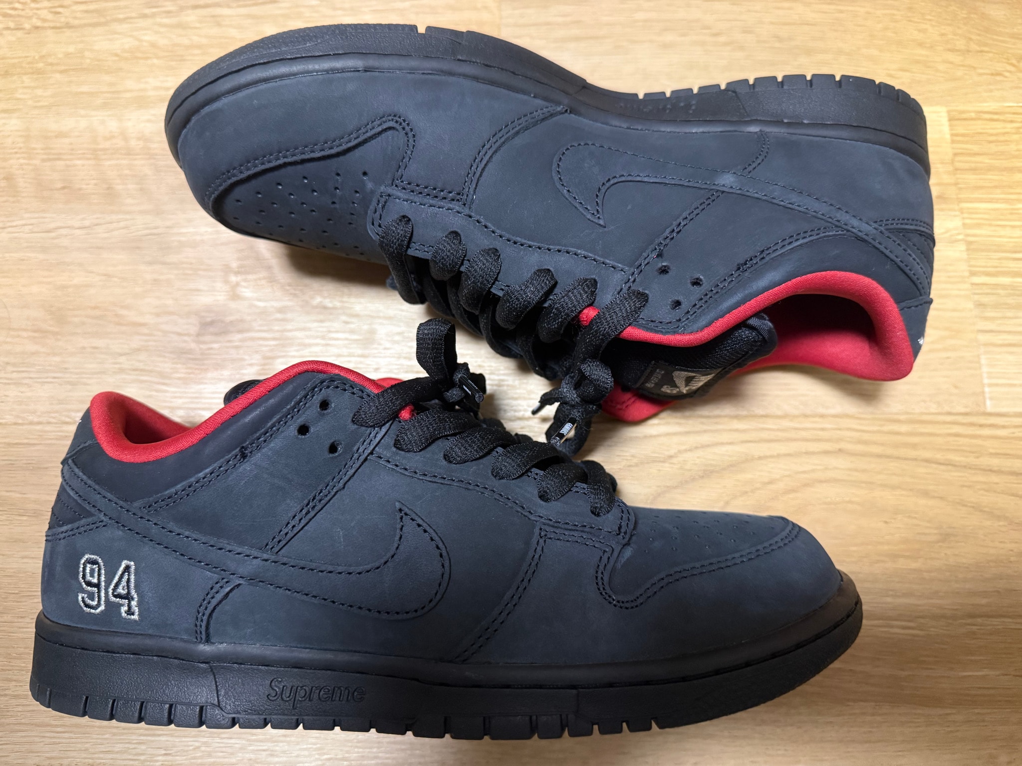 Supreme × Nike SB Dunk Low "Black" (25FW Week2)