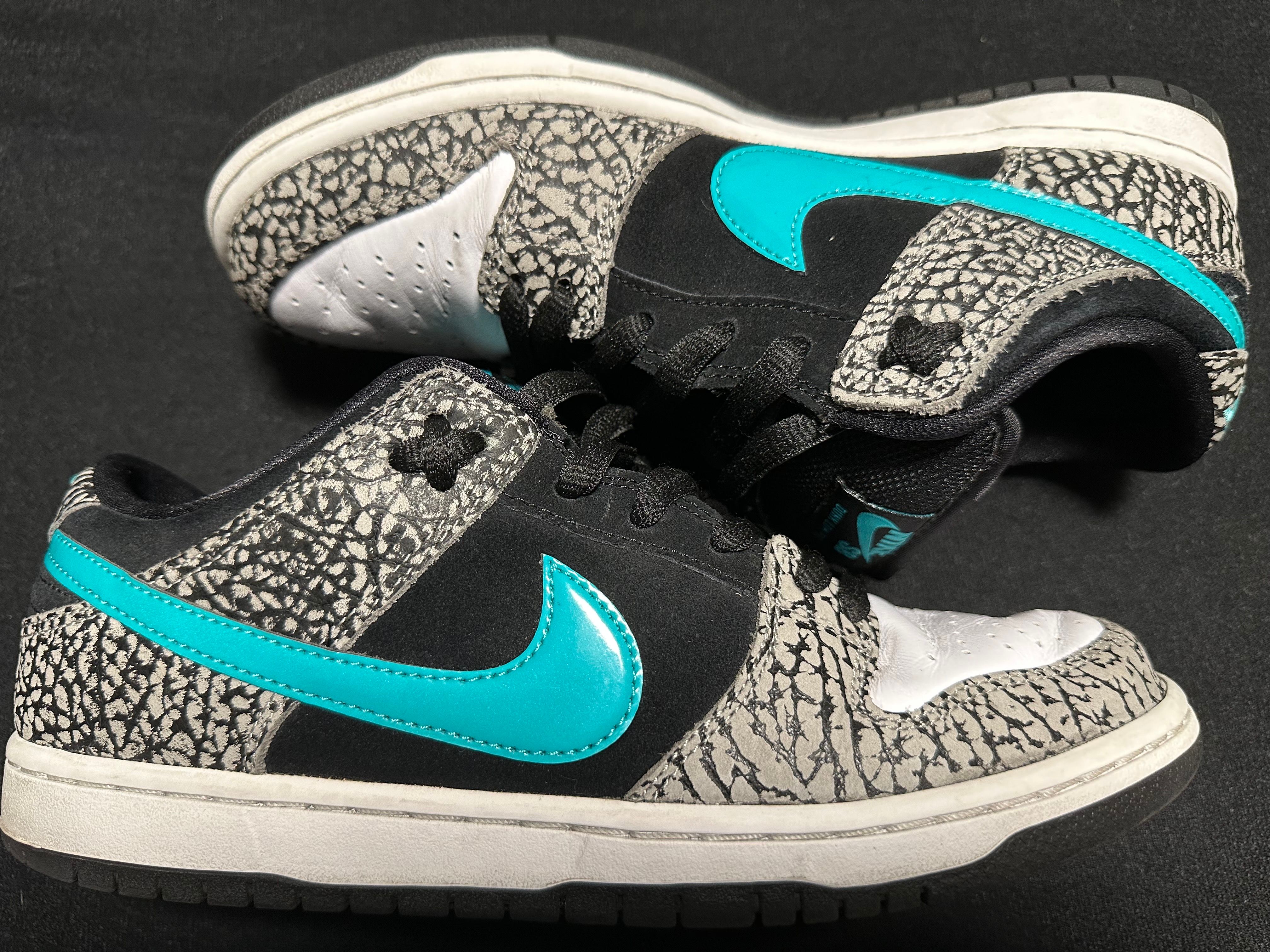 Nike SB Dunk Low "Elephant/Safari"
