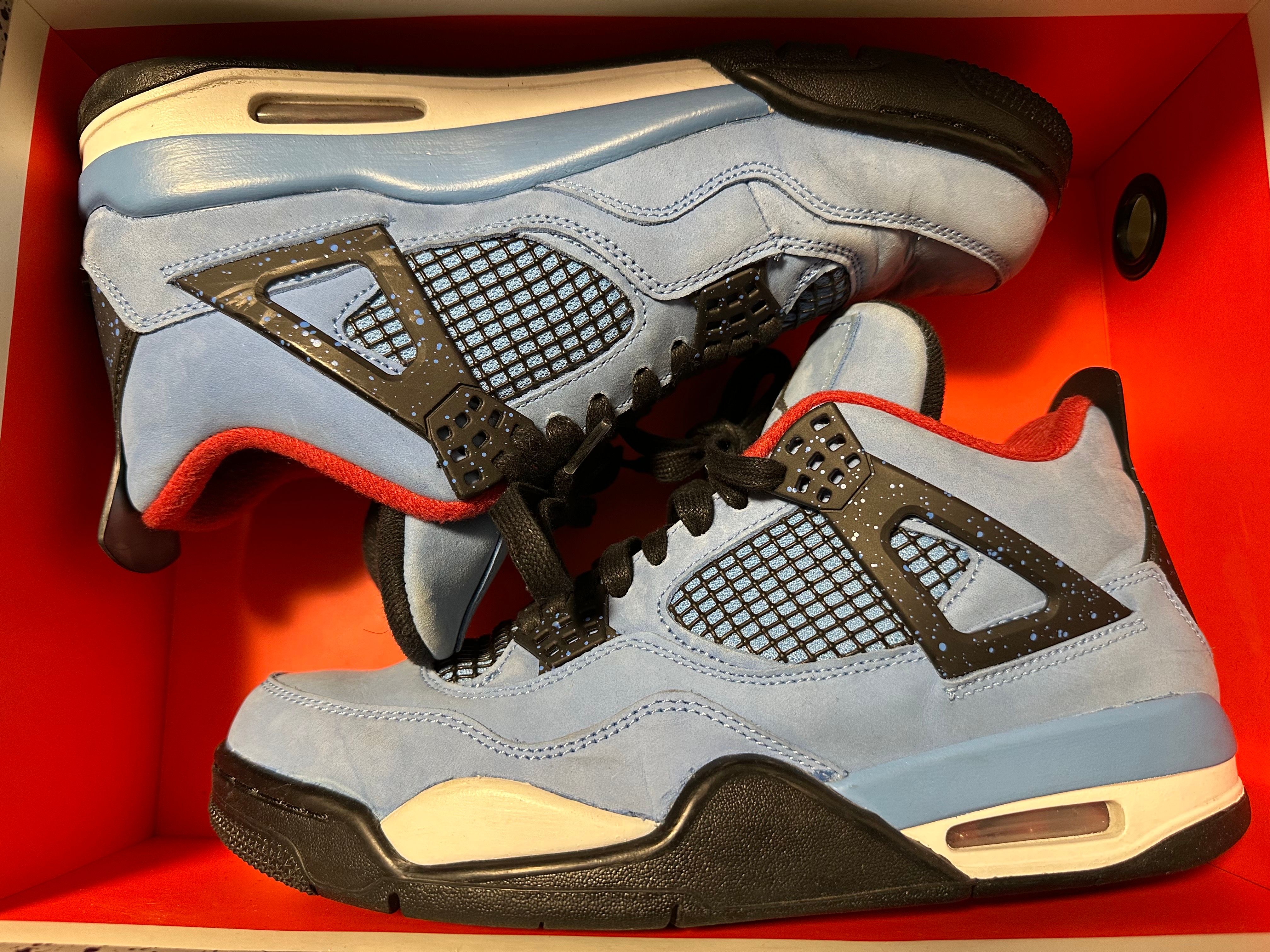 Travis Scott × Nike Air Jordan 4 Retro Cactus Jack "University Blue"