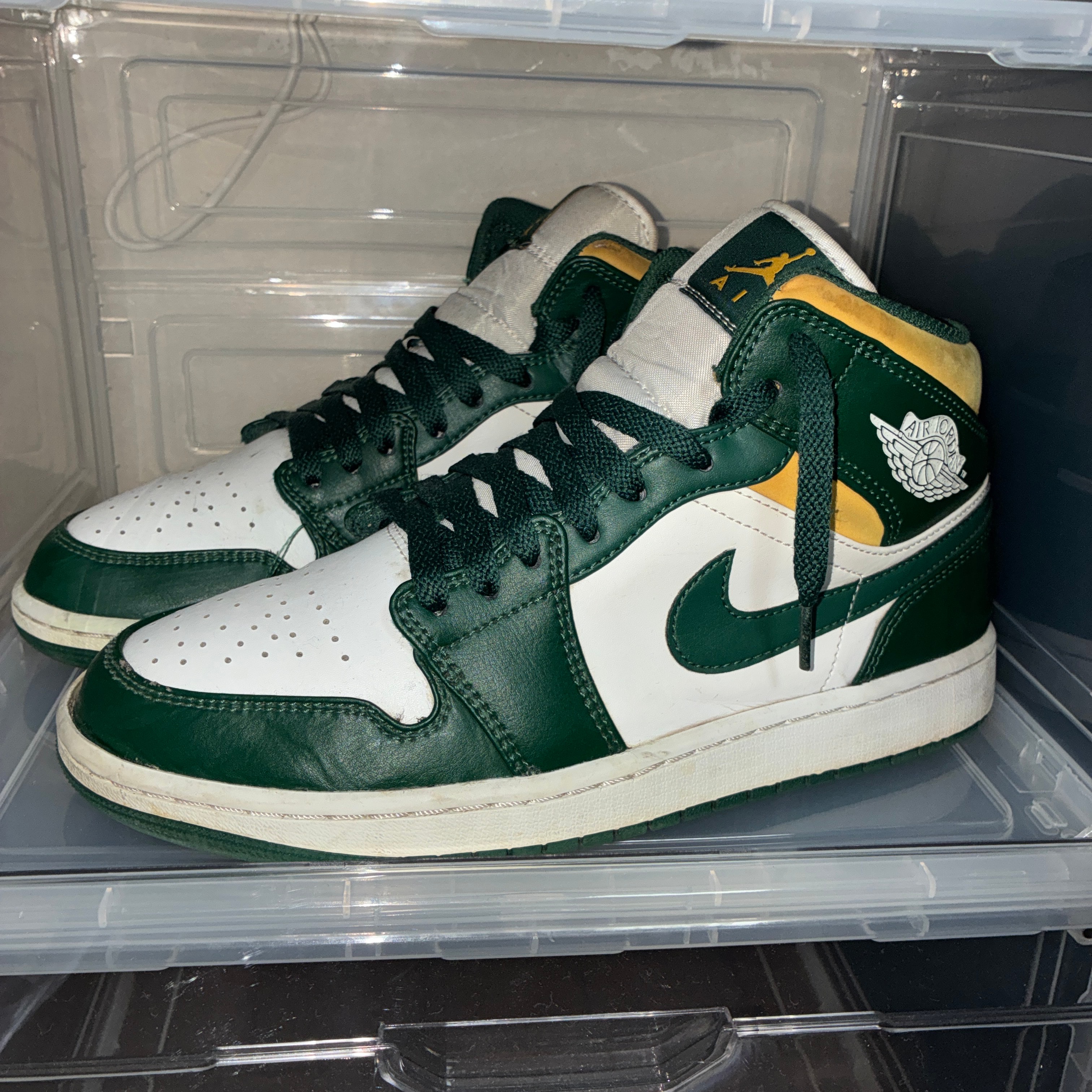 Nike Air Jordan 1 Mid "Seattle Supersonics"