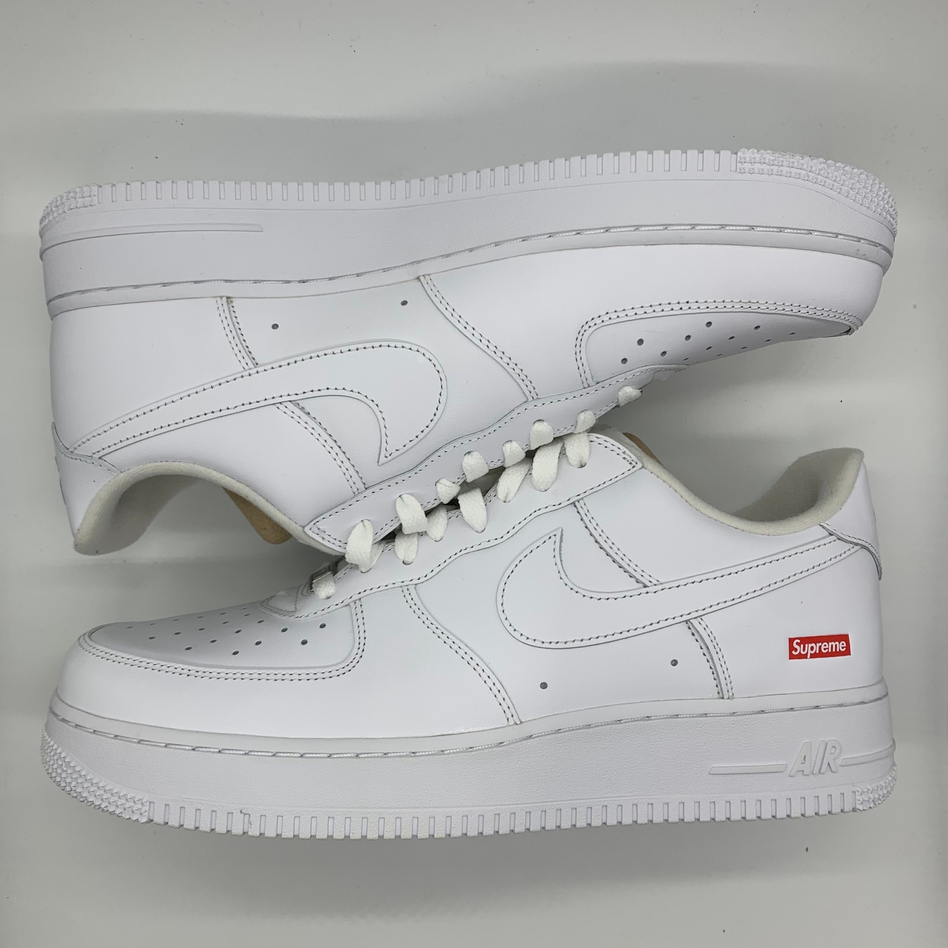 Supreme × Nike Air Force 1 Low "White"