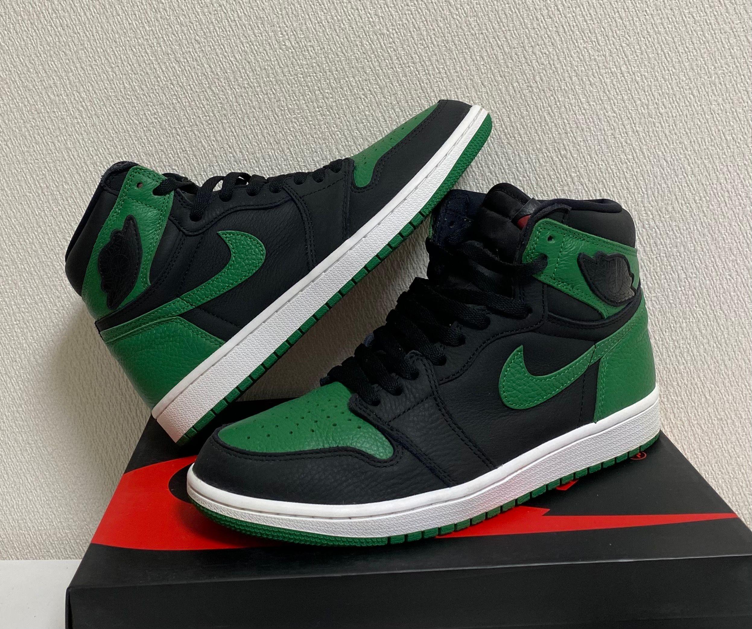 Nike Air Jordan 1 Retro High OG "Black/Pine Green" (2020)      