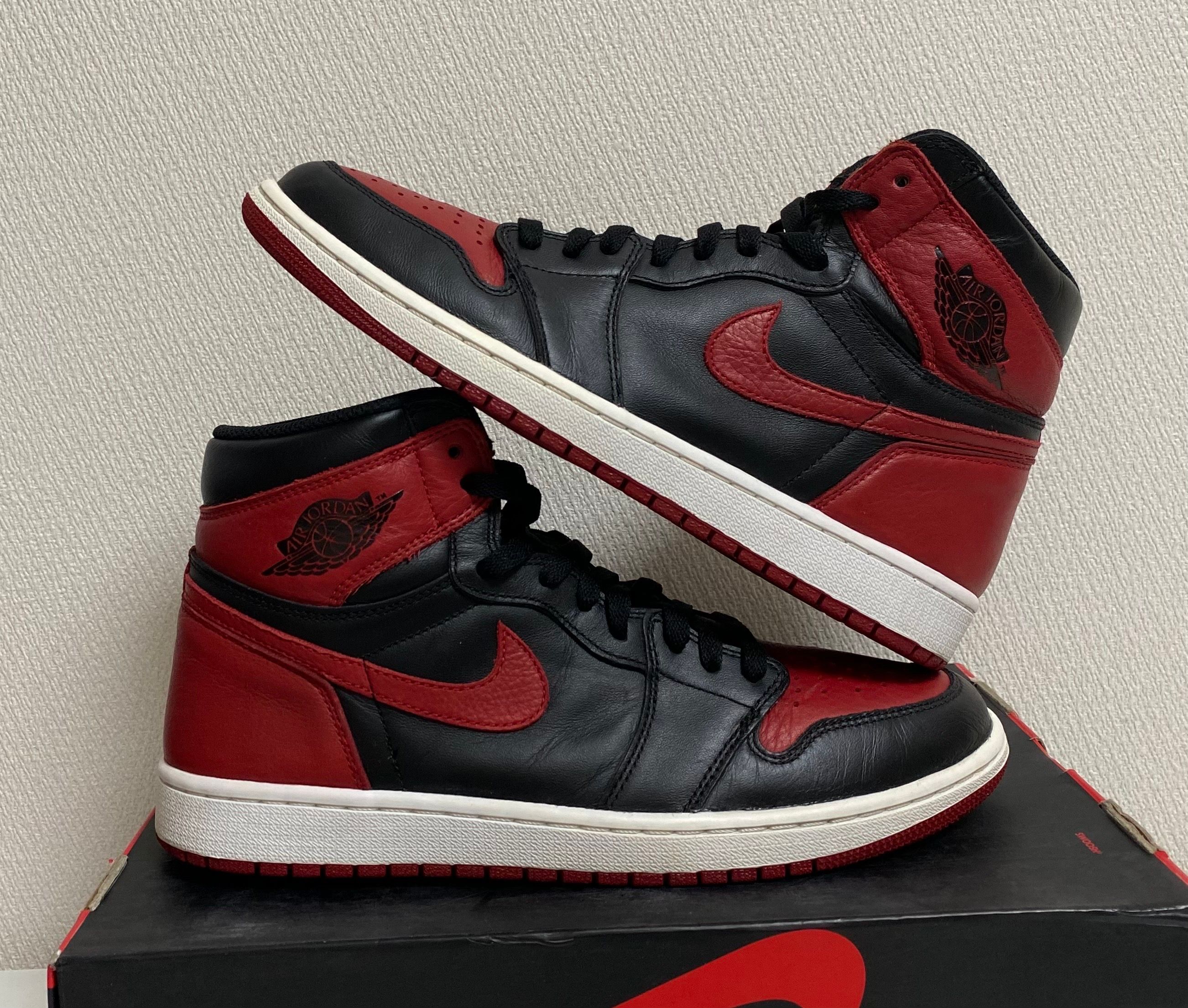 Nike Air Jordan 1 Retro High OG "Bred/Banned" (2016)